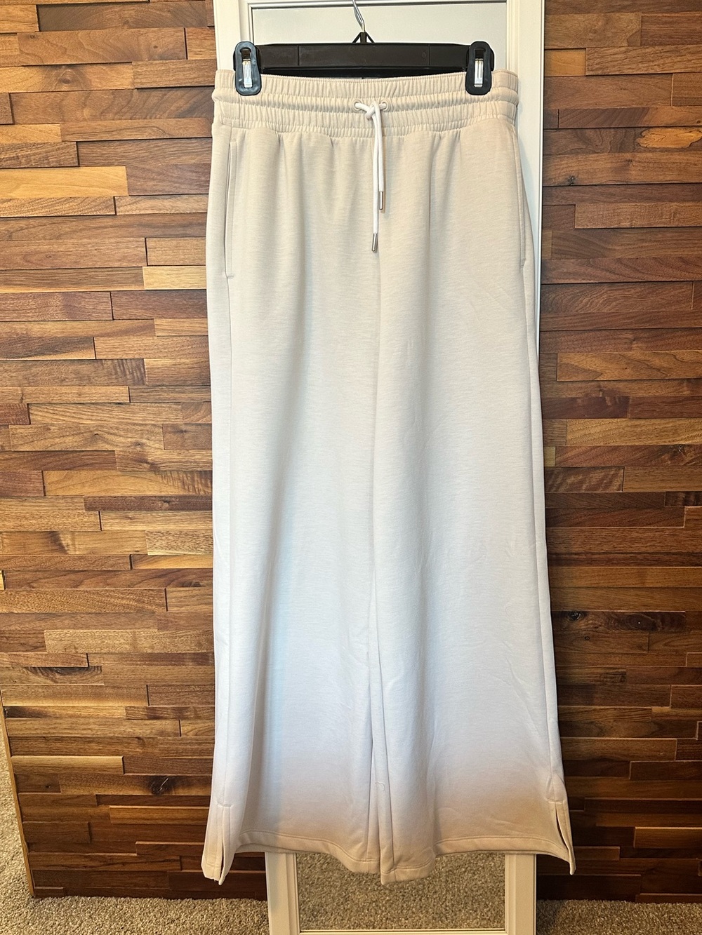 EUC🤍Zenana Scuba Drawstring Wide Leg Loungewear Sweatpants Small Sand Beige